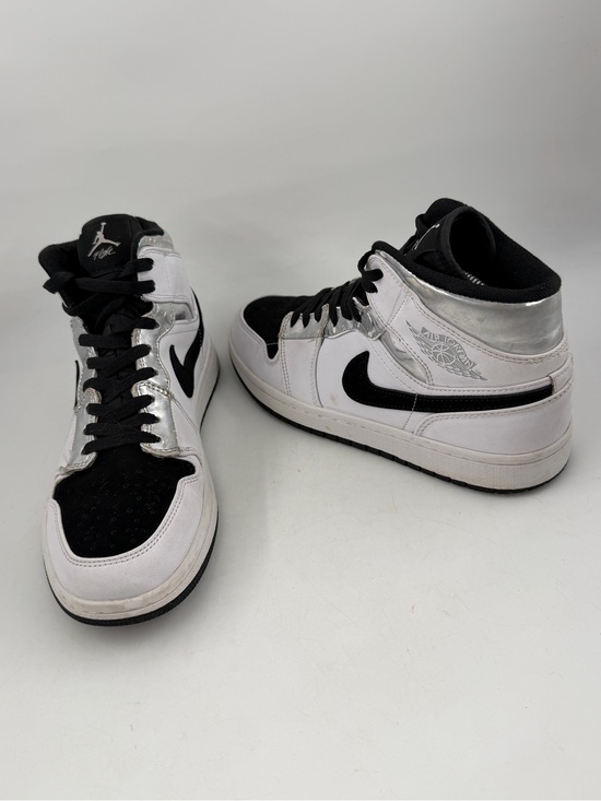 Nike Men’s Air Jordan 1 Mid-SZ 8- White Black Leather Basketball Shoes Sneakers